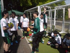 《スタッフブログ更新！》第9回　フットサル大会 ～闘いの記録～(5/25)