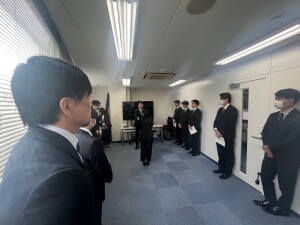 《スタッフブログ更新！》2025年度入社式を執り行いました