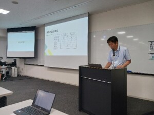 《スタッフブログ更新！》社内発表会を開催しました(9/24)