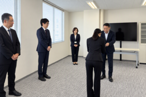 《スタッフブログ更新！》2027年度新卒内定式を開催しました(10/1)